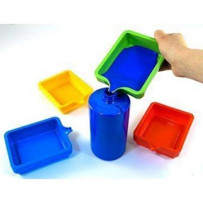 Цветни контейнери за боя