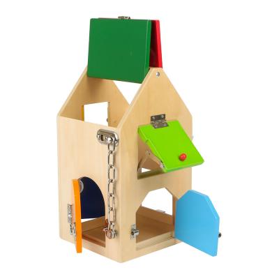 Дървена къща с ключалки Small Foot