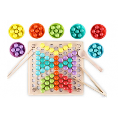 Мозайка с мъниста и карти с модели